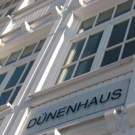 Duenenhaus * Sellin (Rugen)